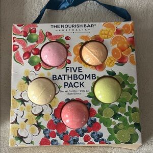 Five Bath Bomb Pack - Multicolor